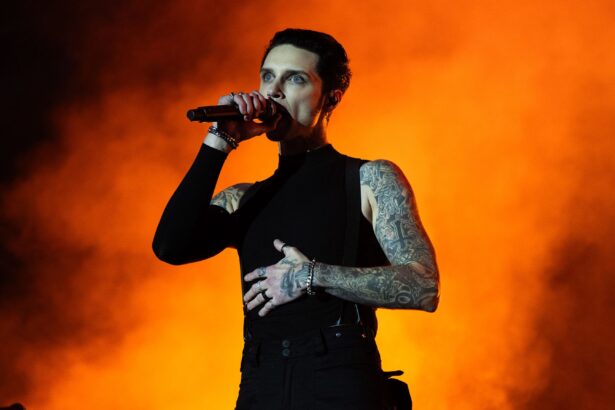 Andy Biersack. Crédito: Scott Dudelson/Getty Images.