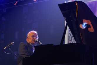 Guilherme Arantes. Crédito: Vivian Carravetta