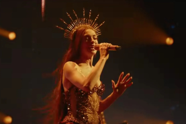 Anne Hathaway / Taylor Swift. Crédito: Reprodução