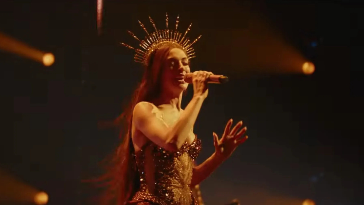 Anne Hathaway / Taylor Swift. Crédito: Reprodução