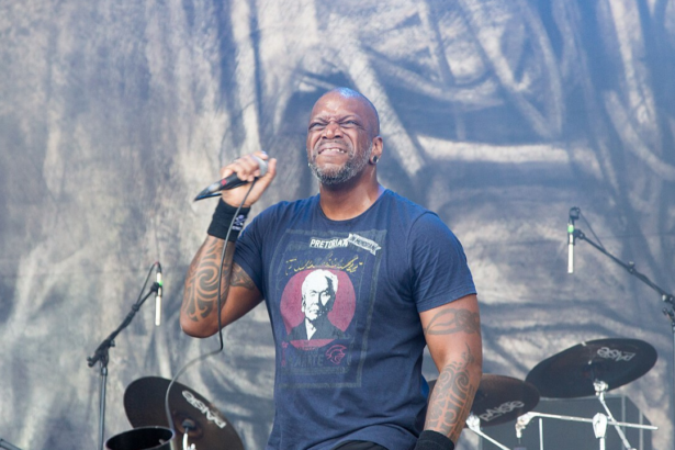 Derrick Green / Sepultura. Crédito: Alfred Nitsch/Wikimedia Commons