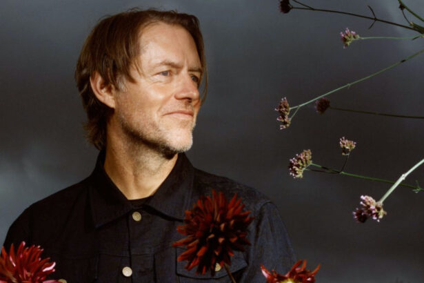 Ed O'Brien. Steve Gullick