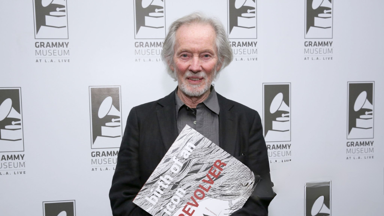 Klaus Voormann. Crédito: Rebecca Sapp/WireImage/The Recording Academy/Getty Images