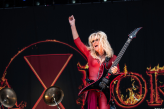 Lita Ford. Crédito: Dario De Marco/Wikimedia Commons