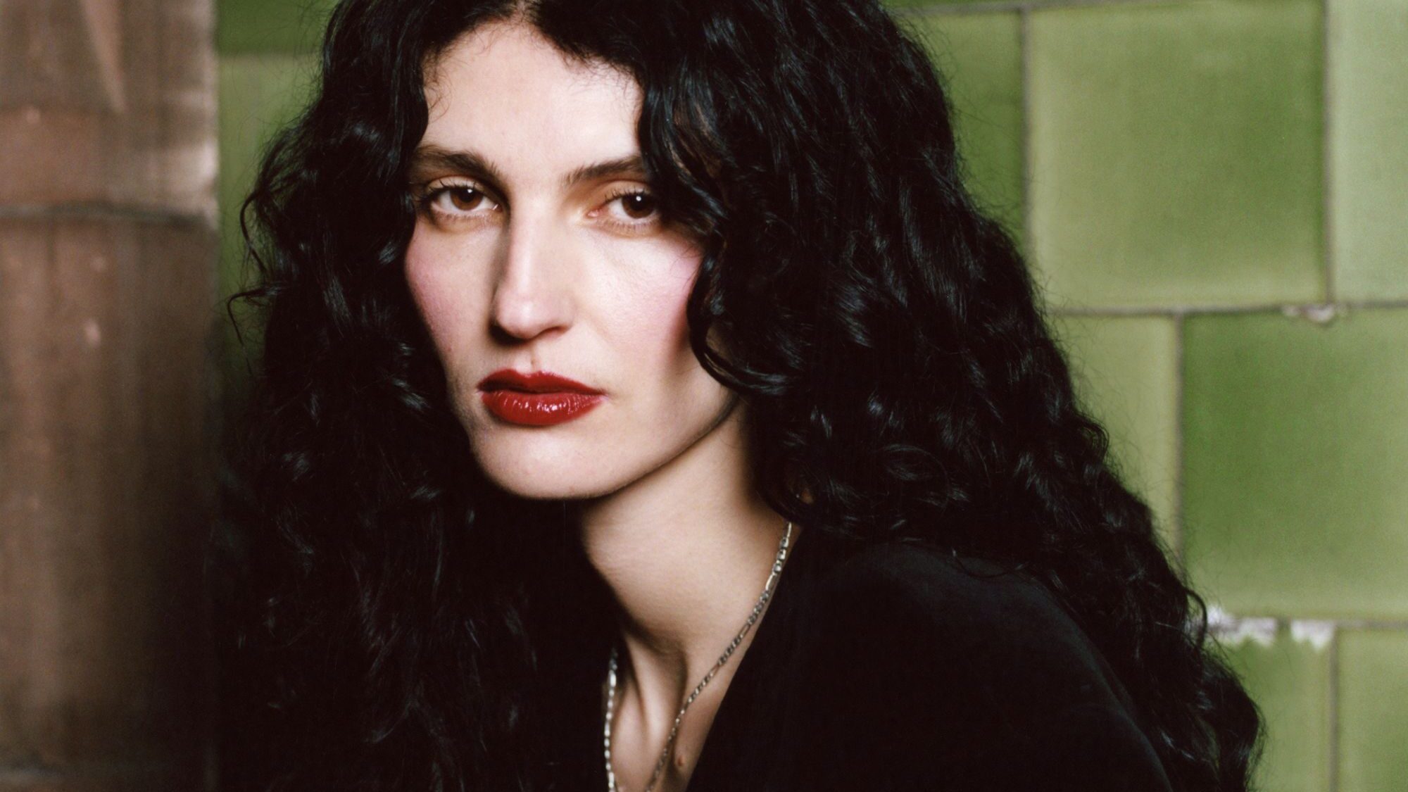 Lucia & The Best Boys. Izzy Leach