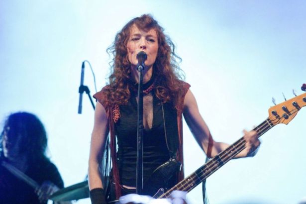 Melissa Auf der Maur. Crédito: Ben Hider/Getty Images