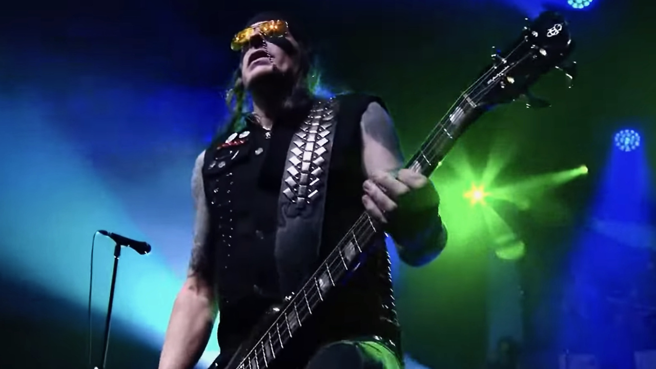 Rachel Bolan. Crédito: Reprodução