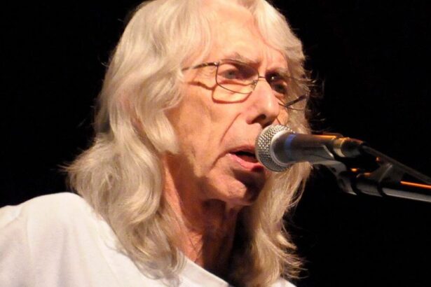 Wayne Moss. Allison Rapp