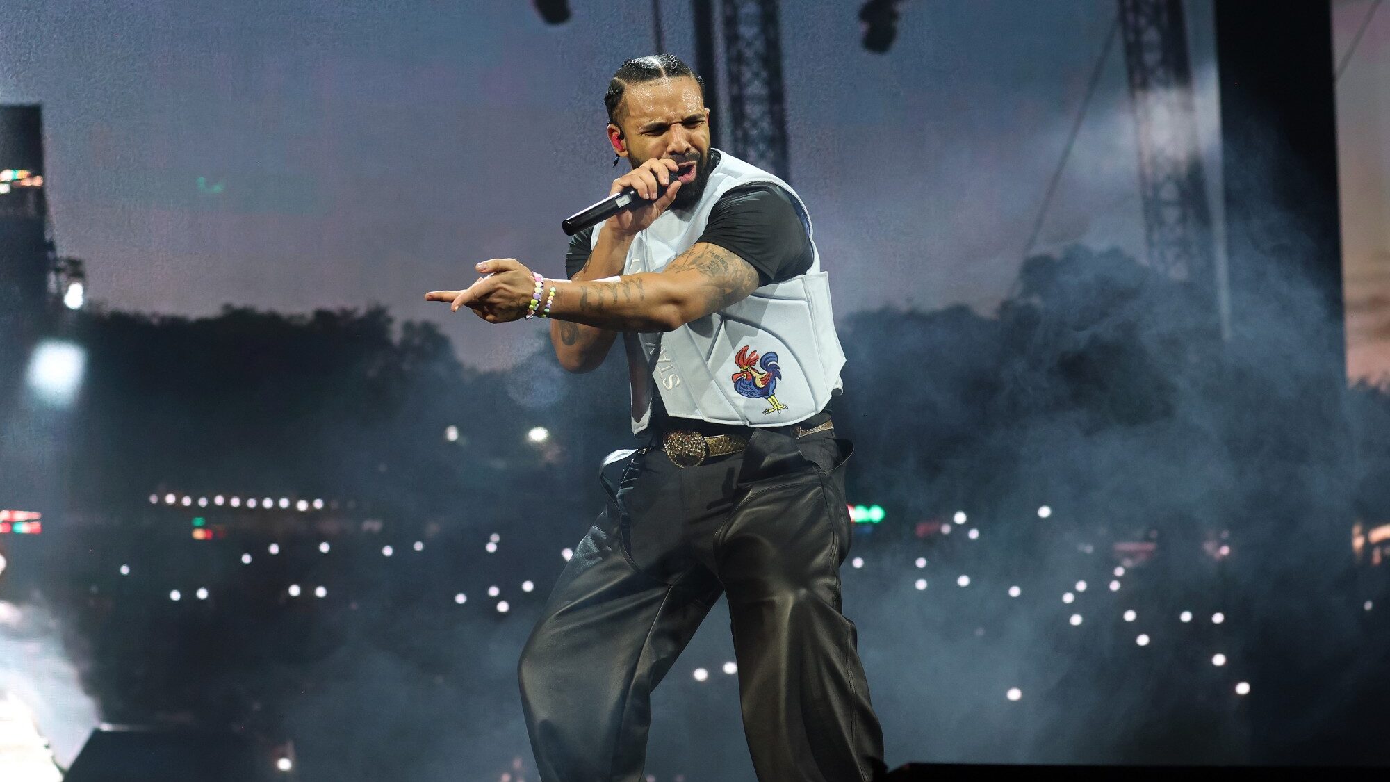 Drake. 2025. Simone Joyner/Getty for ABA