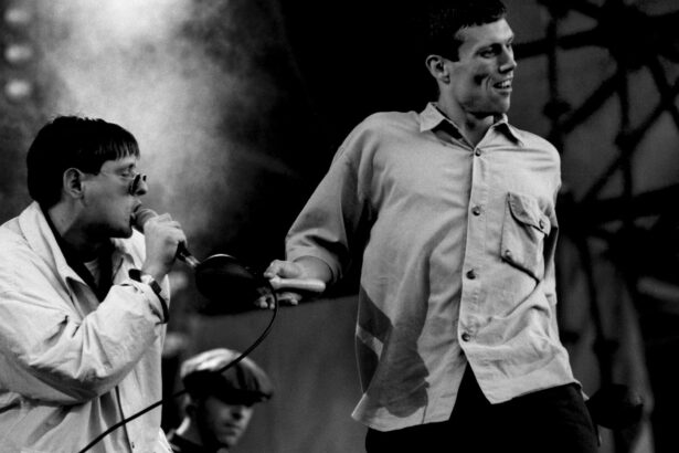 Happy Mondays. Bez and Shaun Ryder of The . Mike Bickerdale