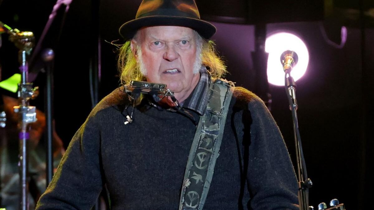 Neil Young. Corey Irwin