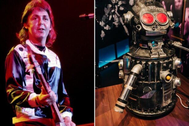 Paul McCartney. Matt Wardlaw