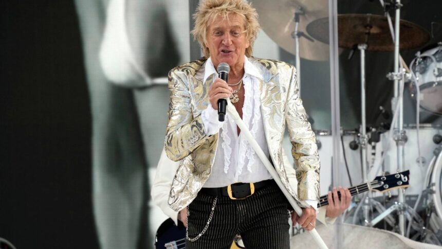 Rod Stewart. at the 2026 New Orleans Jazz & Heritage Festival at Fair Grounds Race Course on April 26, 2026 in New Orleans, Louisiana. (by Jeff Kravitz/FilmMagic)
