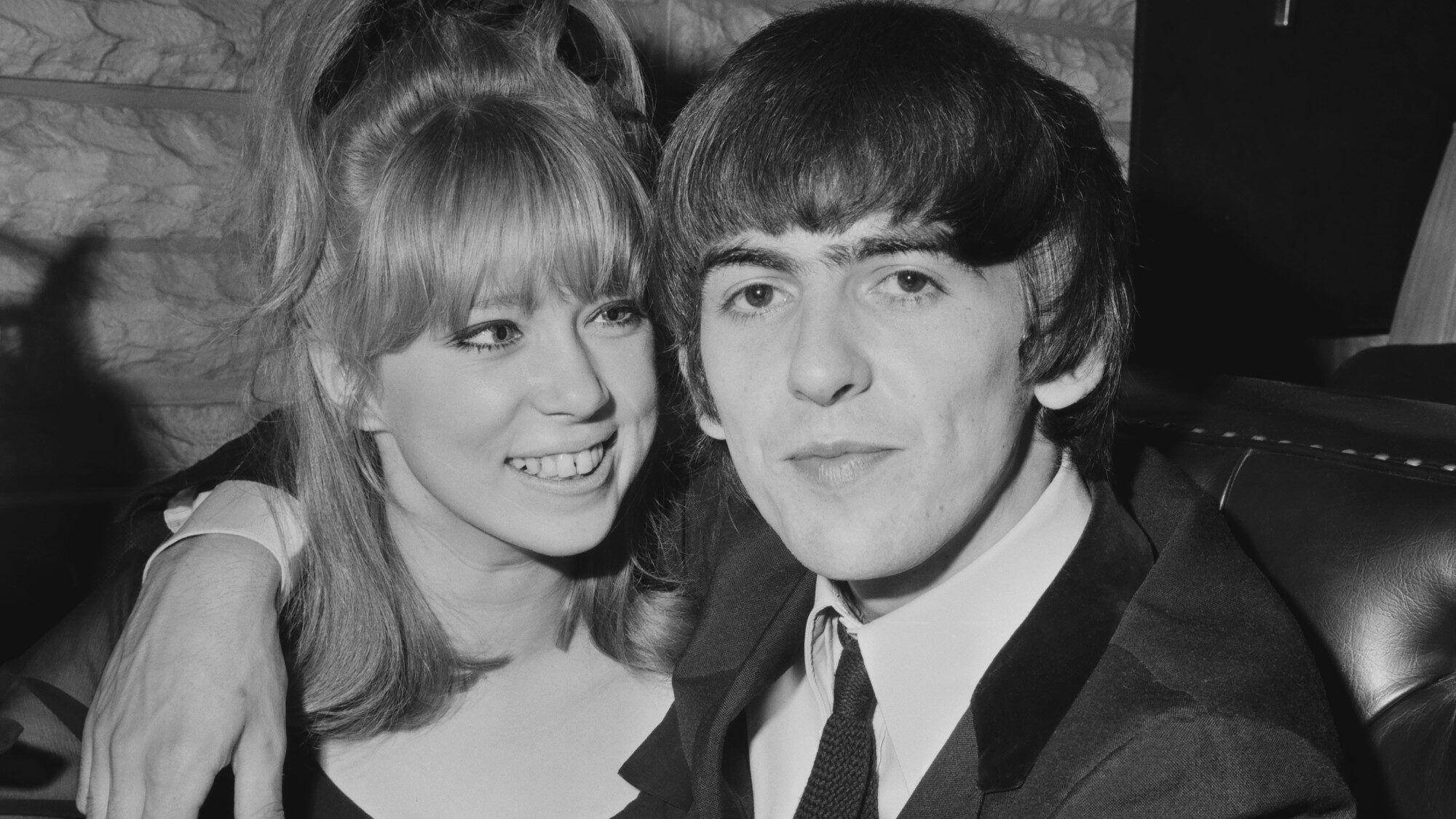The Beatles. George Harrison and girlfriend Pattie Boyd, 1964. Larry Ellis/Daily Express/Hulton Archive/Getty Images