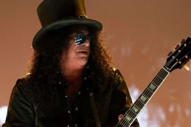 Guns N' Roses. Matthew Wilkening
