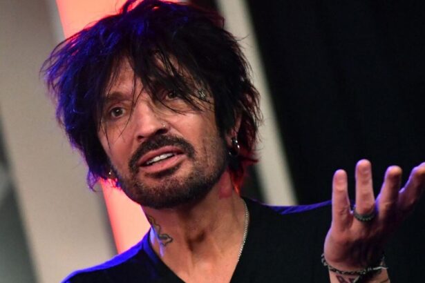 Tommy Lee. Corey Irwin